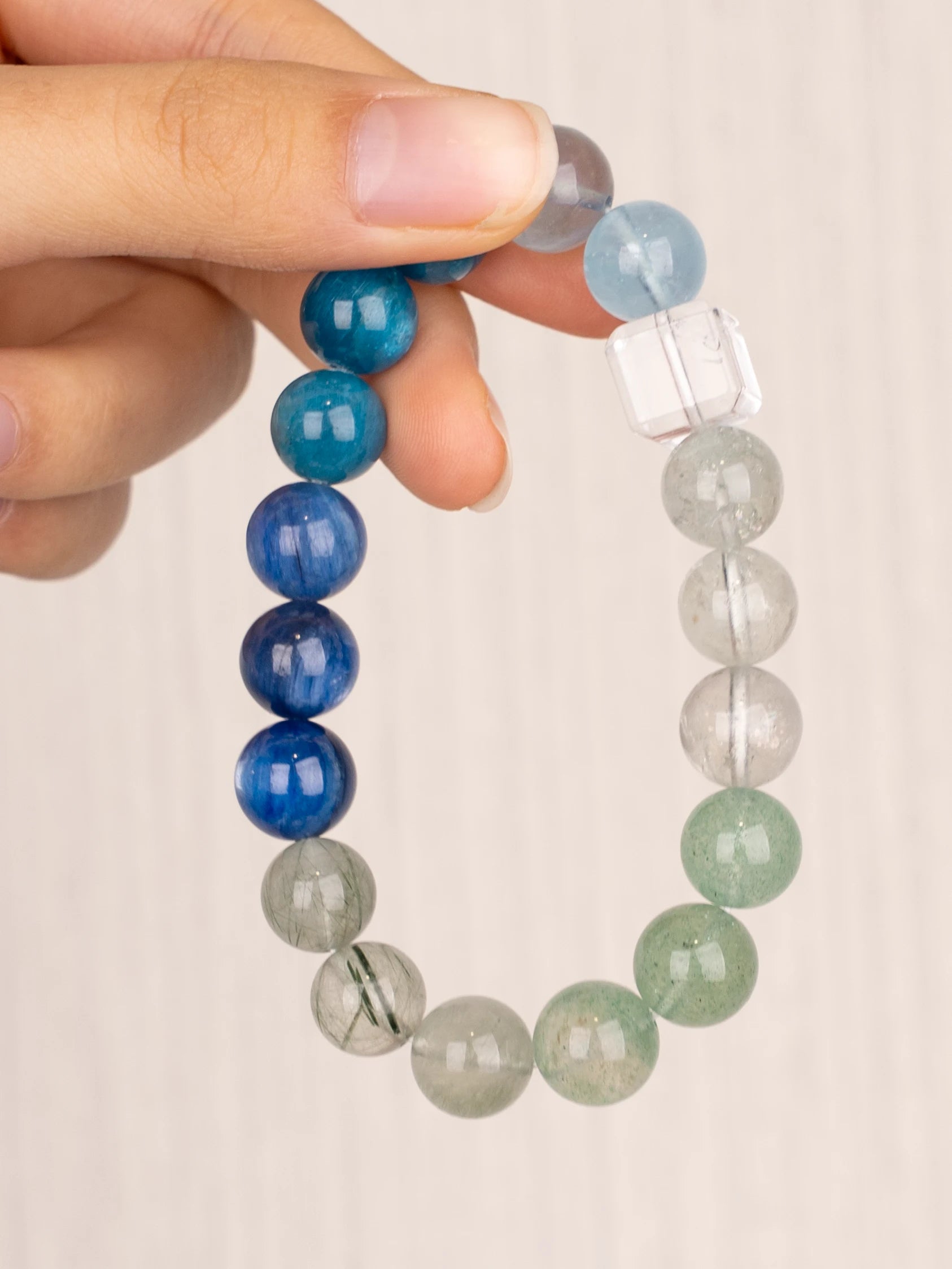 SENLLY Ocean Harmony - Kyanite, Blue Apatite, Aquamarine & Green Quartz Blend Beaded Bracelet, Handcrafted Natural Stone Jewelry for Clarity, Balance & Fresh Energy