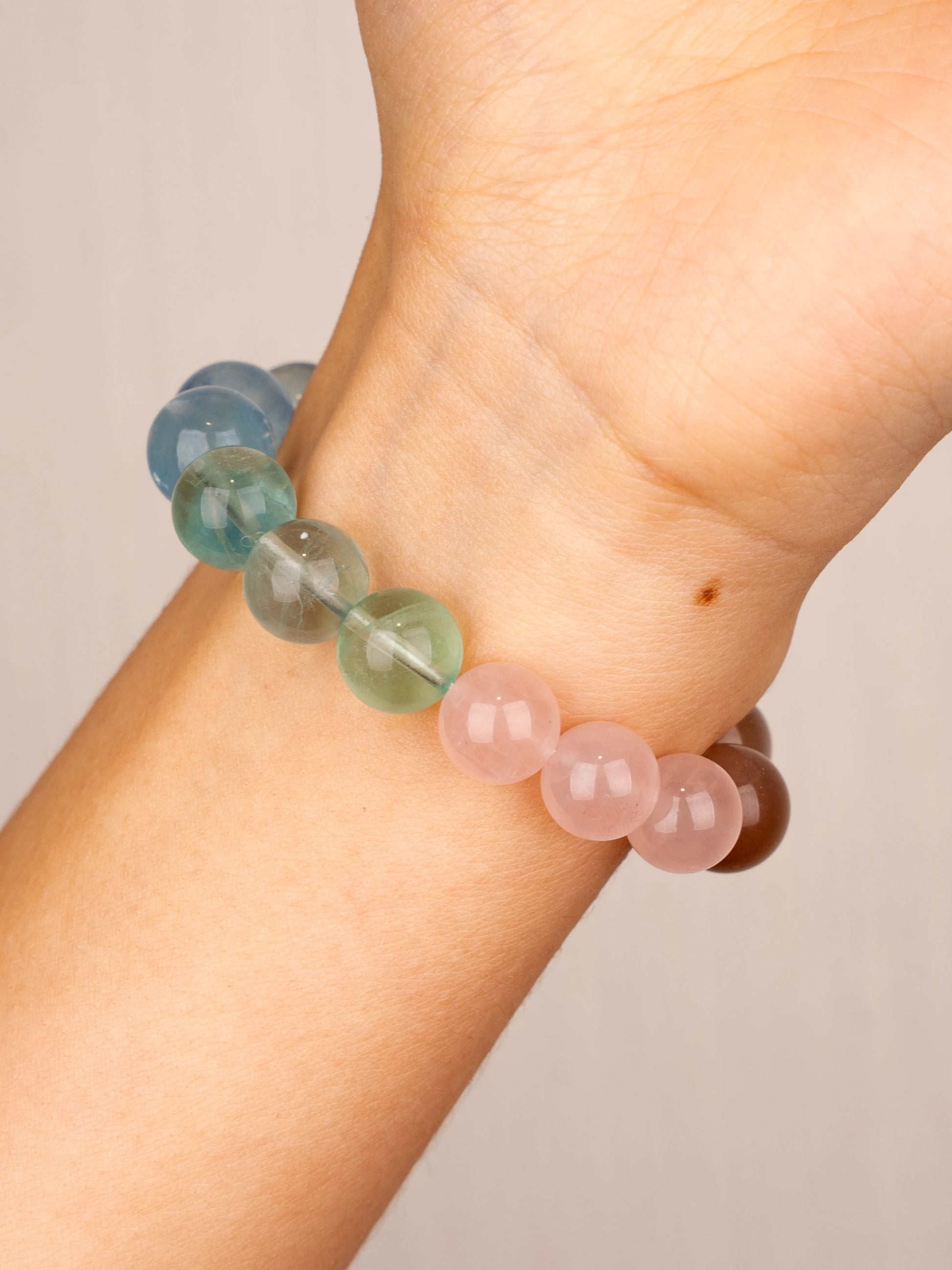 SENLLY Aurora Harmony - Beaded Stretch Bracelet with Natural Gemstone, Handcrafted Natural Stone Jewelry for Healing, Calm & Emotional Balance