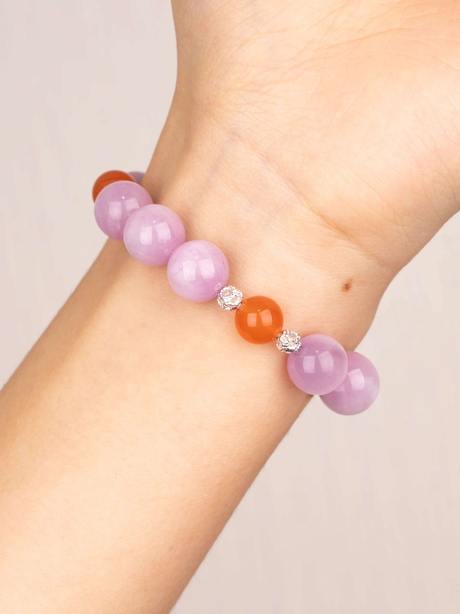 SENLLY Blossom Aura - Beaded Stretch Bracelet with Natural Kunzite & South Red Agate, Handcrafted Natural Stone Jewelry for Calm, Harmony & Emotional Clarity