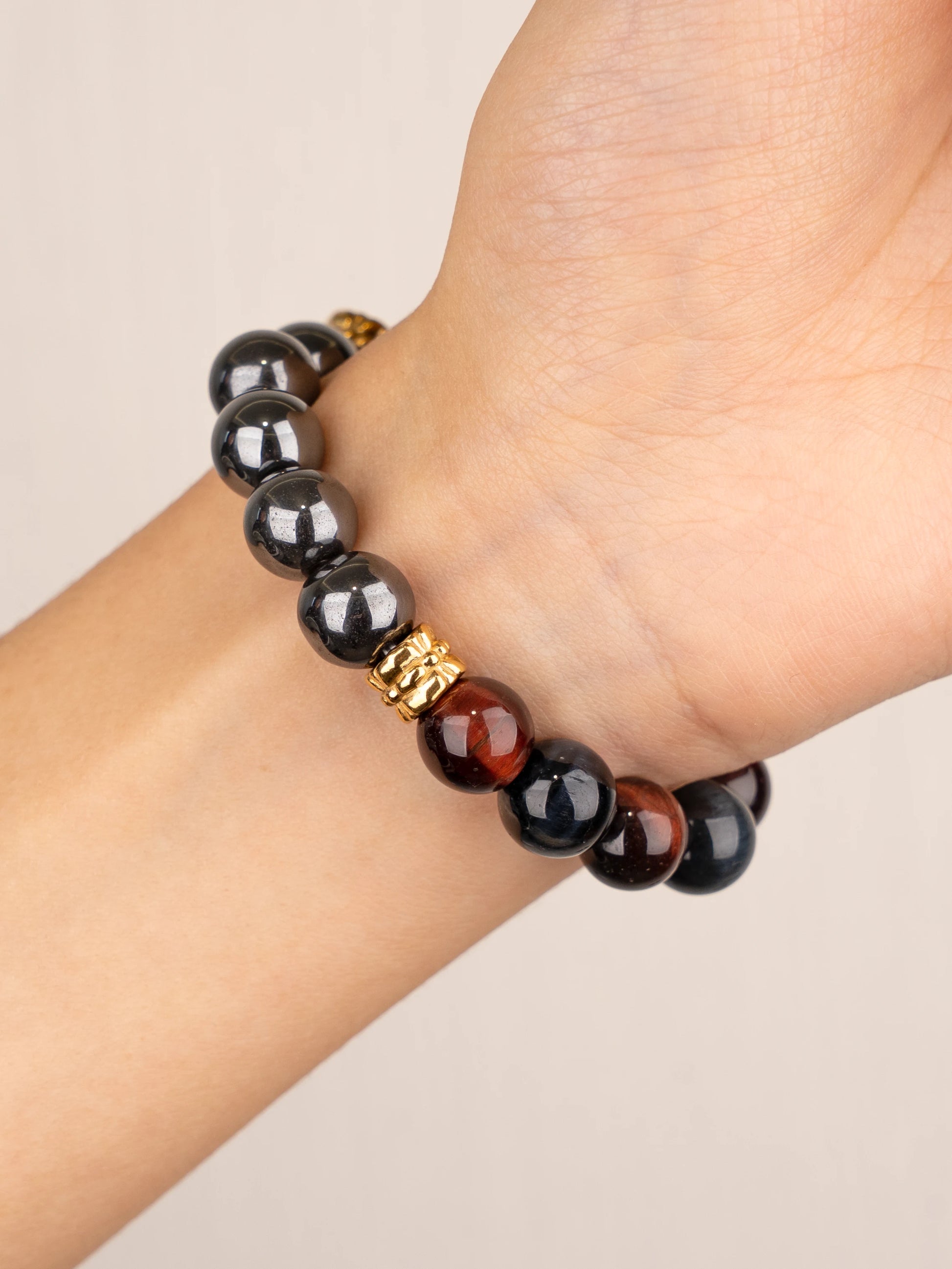 SENLLY Dual Tiger Aura - Beaded Stretch Bracelet with Natural Hematite, Red Tiger Eye & Blue Tiger Eye, Handcrafted Natural Stone Jewelry for Focus, Balance & Confidence