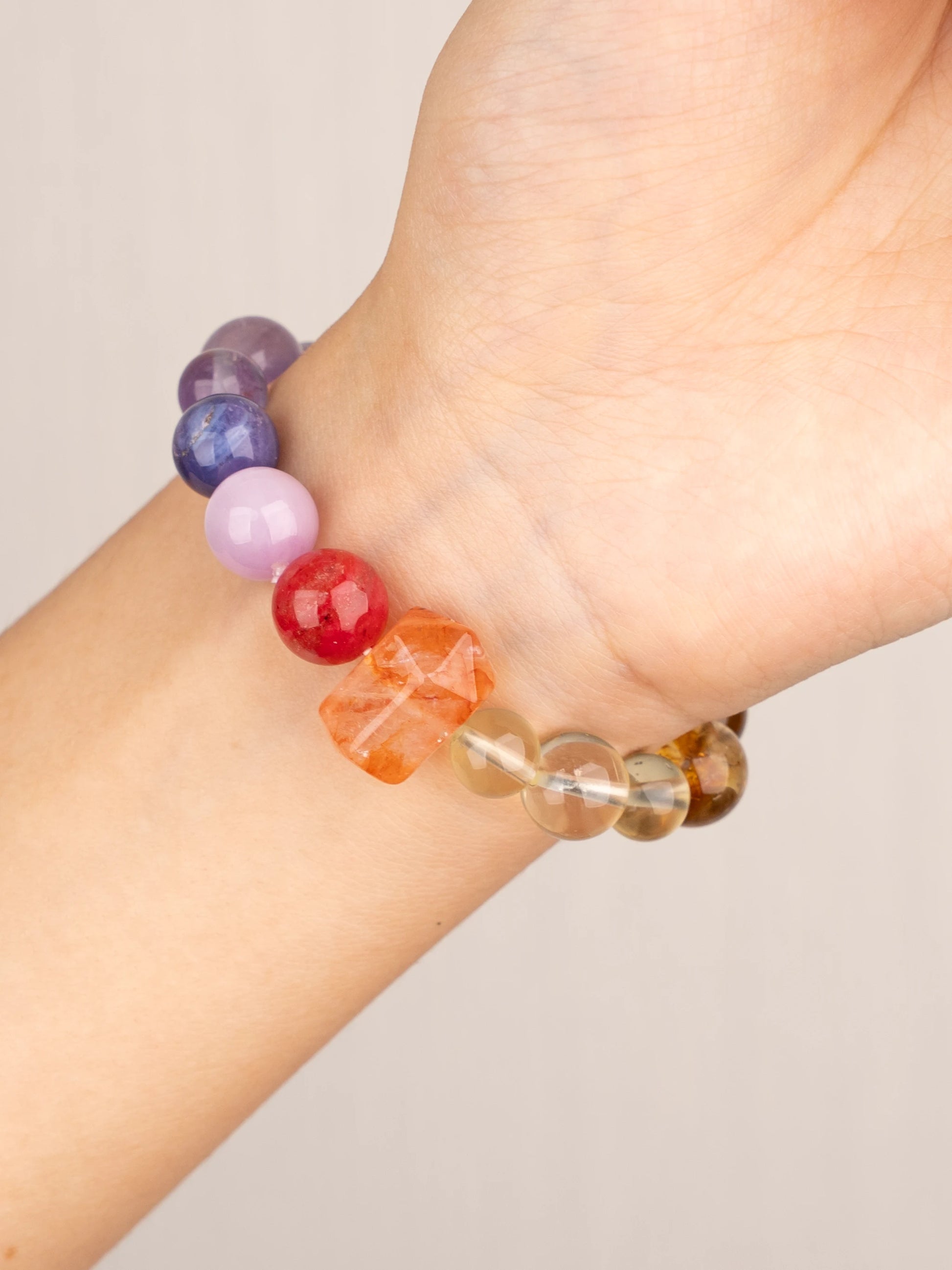 SENLLY Spectrum Harmony - Multi-Gemstone Beaded Bracelet with Natural Citrine, Amethyst & Blue Apatite, Handcrafted Natural Stone Jewelry with Faceted Red Hematoid Crystal Accent