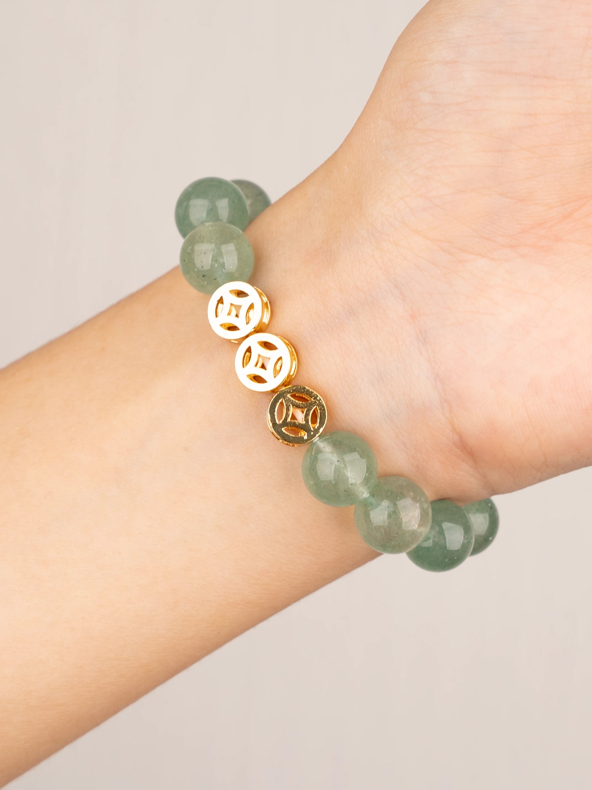 SENLLY Green Serenity - Beaded Stretch Bracelet with Green Strawberry Quartz, Handmade Natural Stone Jewelry for Calm, Renewal & Gentle Balance