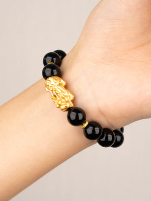 SENLLY Golden Guardian - Beaded Stretch Bracelet with Black Agate & Brass Pixiu Charm, Handmade Natural Stone Jewelry for Balance, Confidence & Grounding
