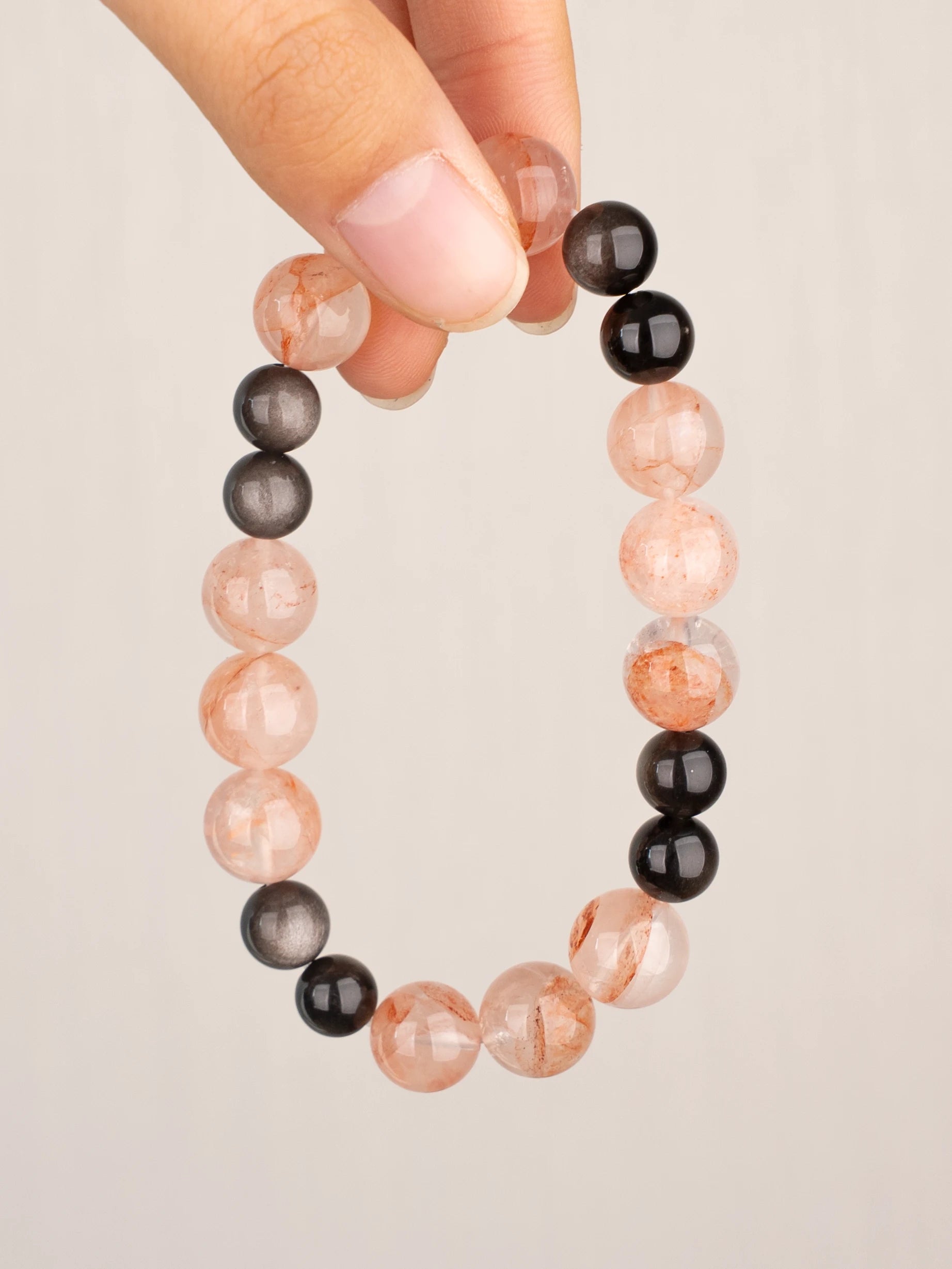 SENLLY Ember Shadow - Beaded Stretch Bracelet with Natural Red Hematoid Quartz & Silver Obsidian, Handcrafted Natural Stone Jewelry for Energy & Protection