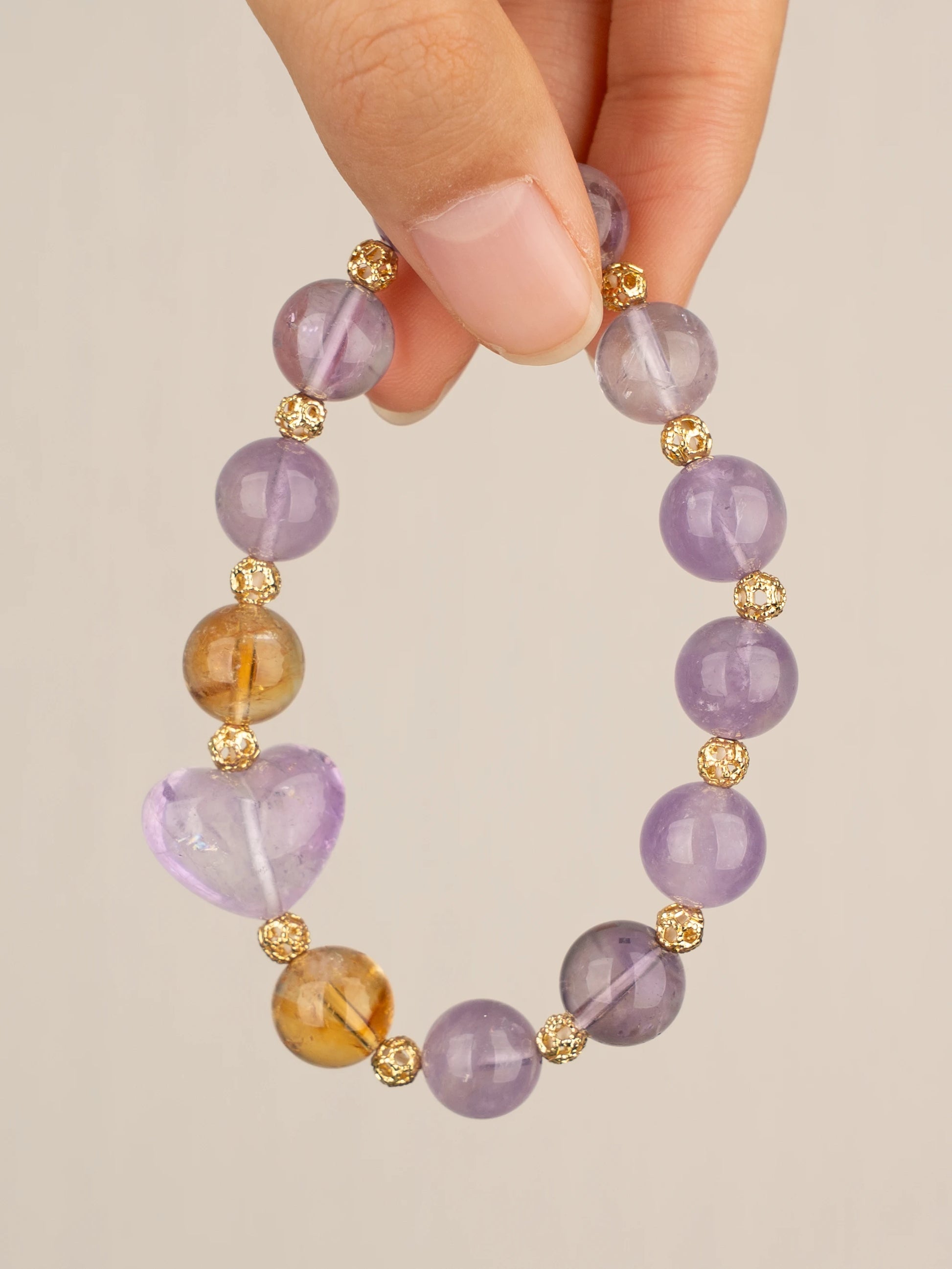 SENLLY Amethyst Heart Glow - Beaded Stretch Bracelet with Amethyst, Citrine & Heart-Shaped Amethyst Charm, Handmade Natural Stone Jewelry for Calm, Balance & Gentle Warmth