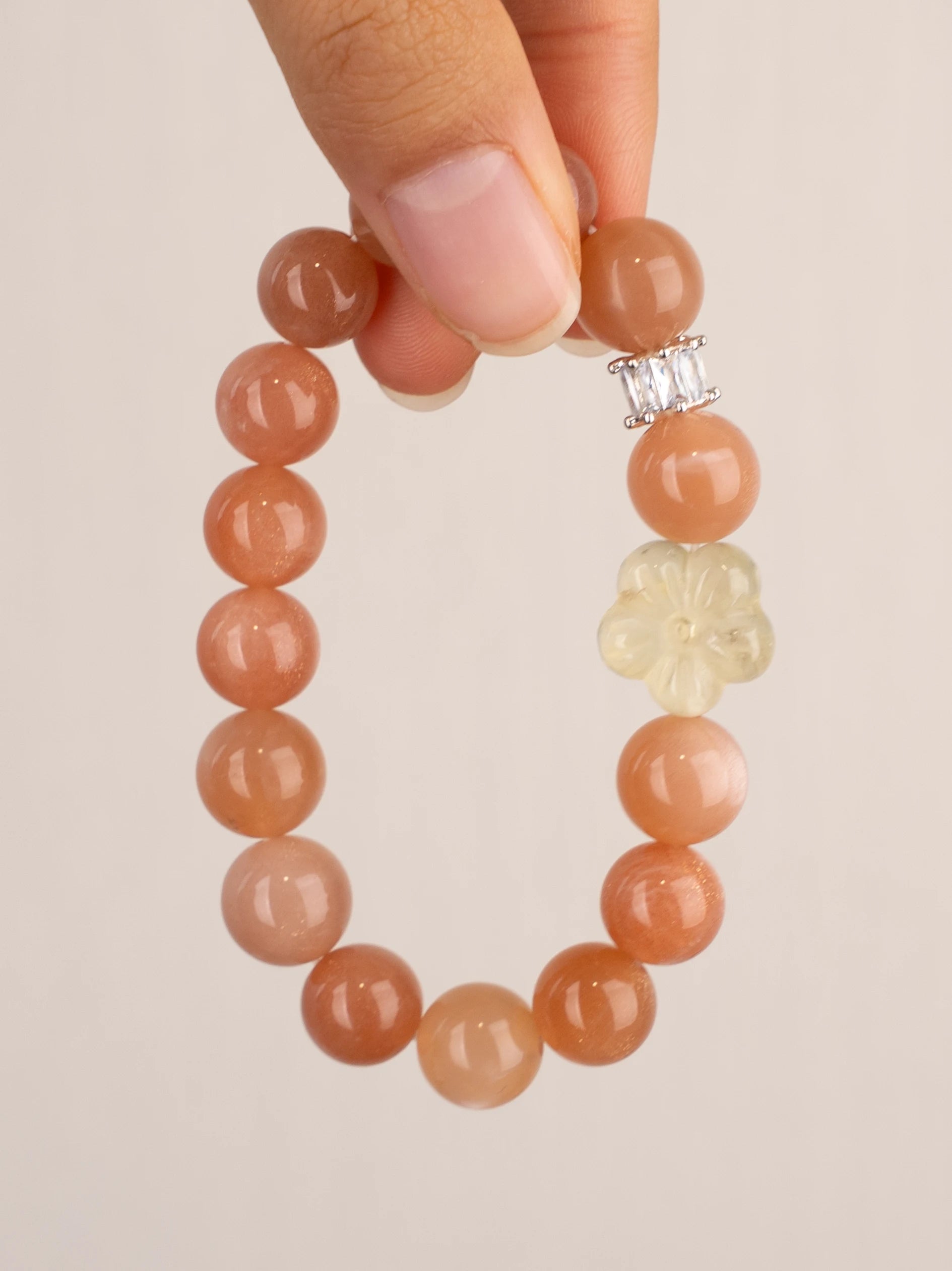 SENLLY Amber Bloom - Beaded Stretch Bracelet with Sunstone & Carved Flower Citrine, Handmade Natural Stone Jewelry for Warmth, Balance & Renewal