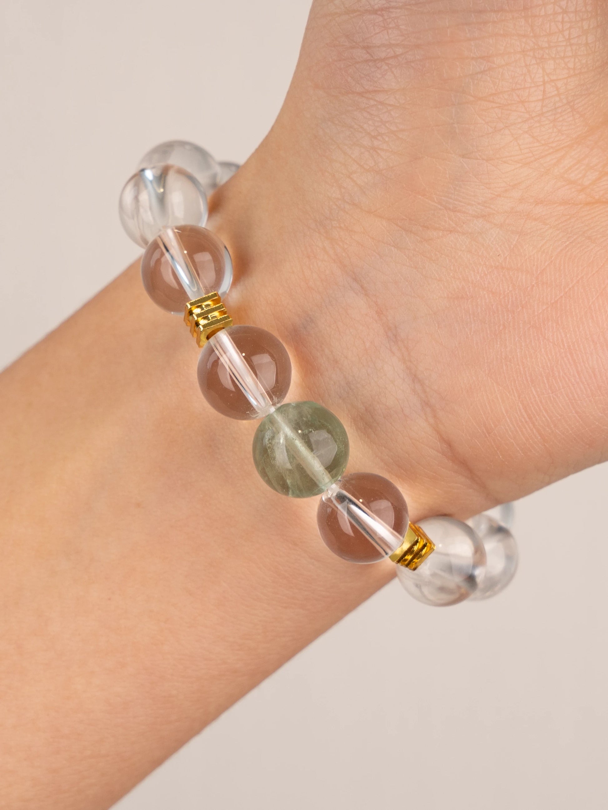 SENLLY Misty Clarity - Beaded Stretch Bracelet with Natural Green Fluorite & Clear Quartz, Handcrafted Natural Stone Jewelry for Calm, Clarity & Inner Balance
