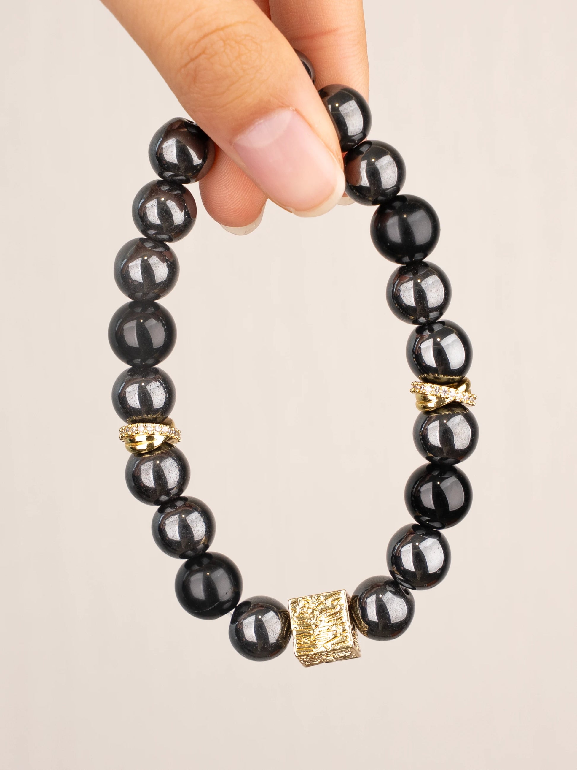 SENLLY Obsidian Forge - Handmade Black Agate & Natural Hematite Bracelet with Gold Square Accent, Natural Stone Beaded Stretch Jewelry