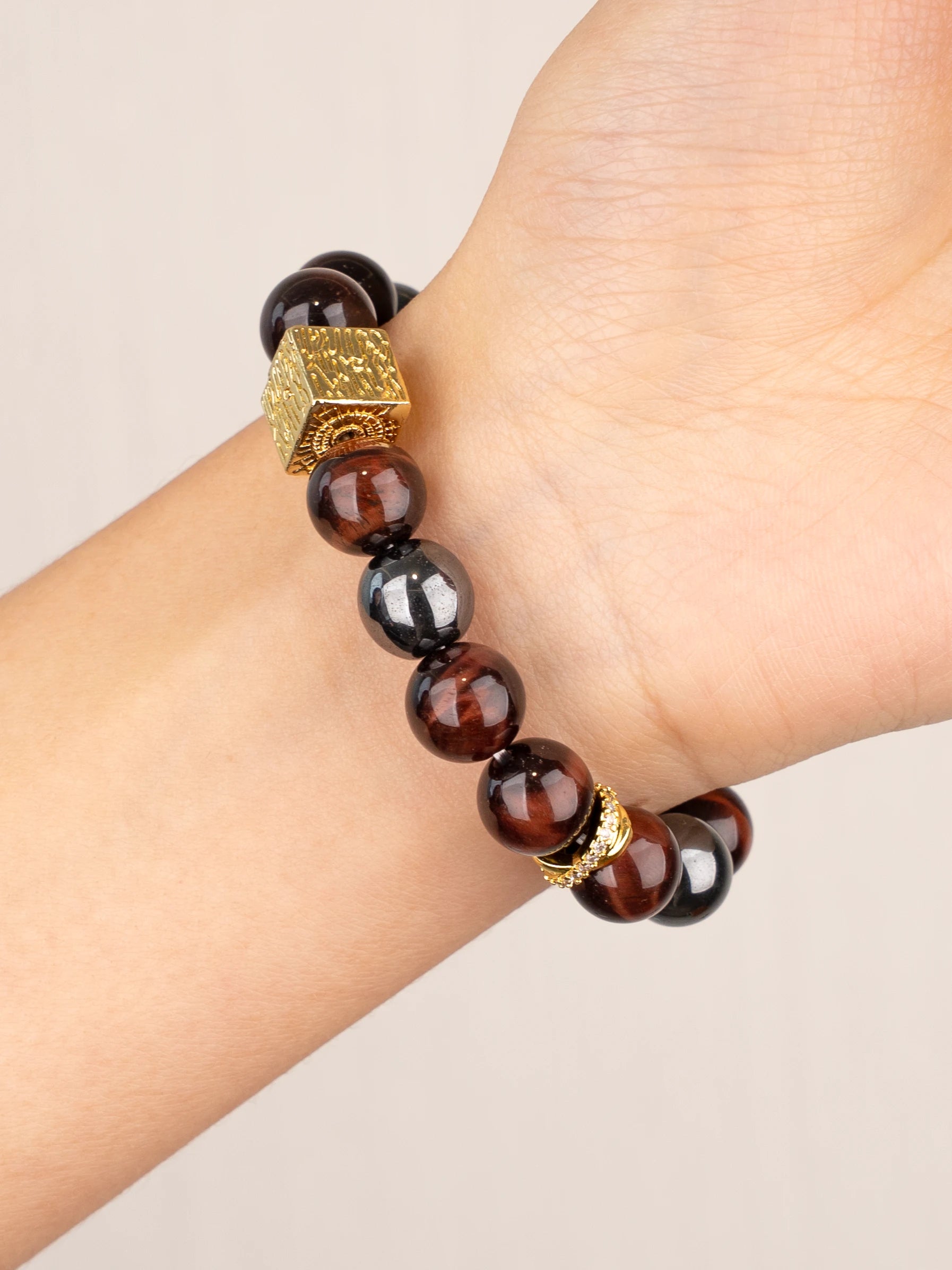SENLLY Ember Square - Handmade Red Tiger Eye & Natural Hematite Bracelet with Gold Square Accent, Natural Stone Beaded Stretch Jewelry