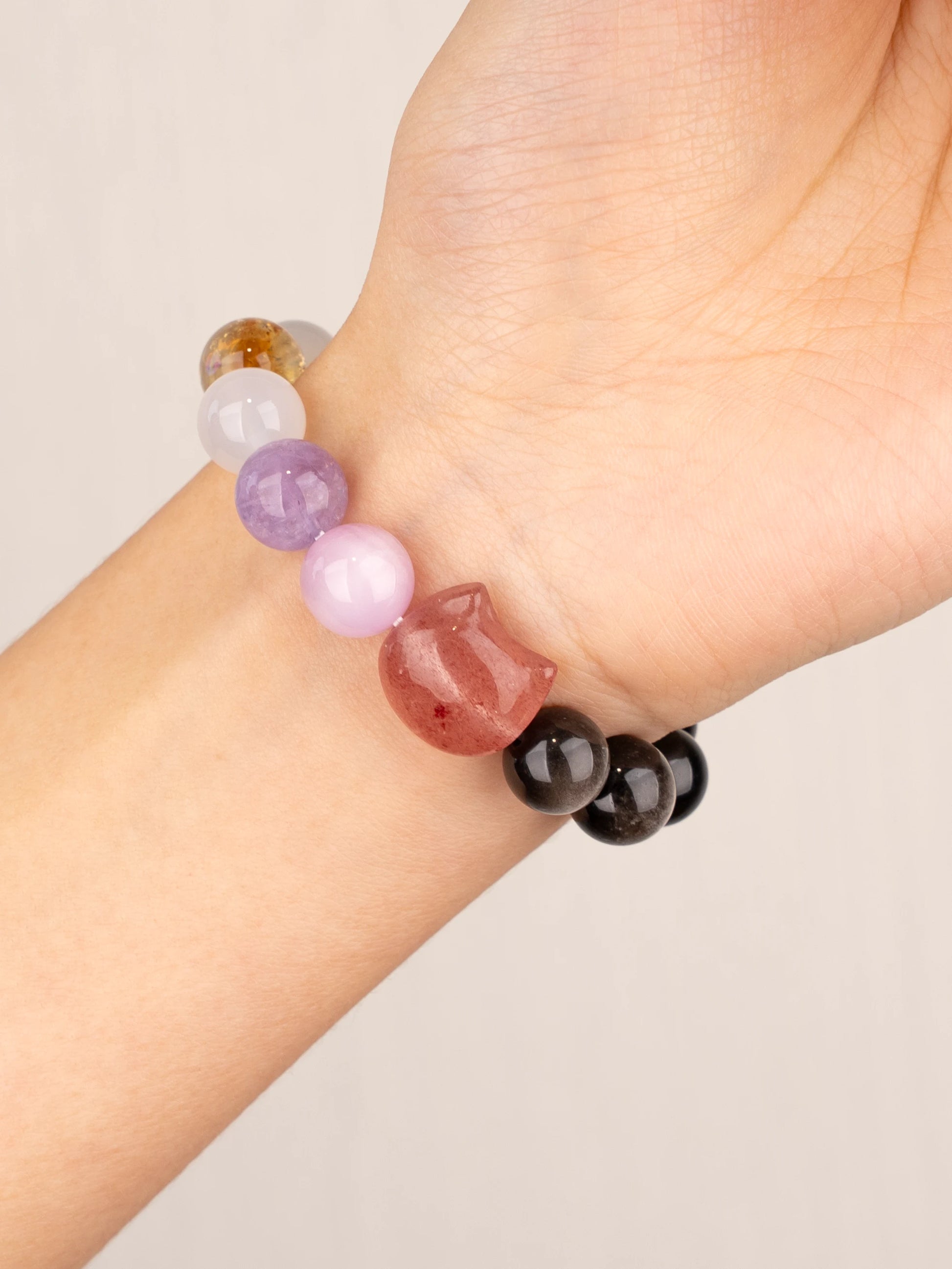 SENLLY Mystic Paws - Beaded Stretch Bracelet with Natural Silver Obsidian, Strawberry Quartz & Kunzite, Handcrafted Natural Stone Jewelry for Calm, Balance & Emotional Clarity